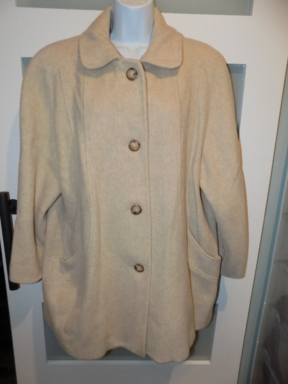Herman Kay Vintage Beige Wool Coat Size 12 Petite Women's